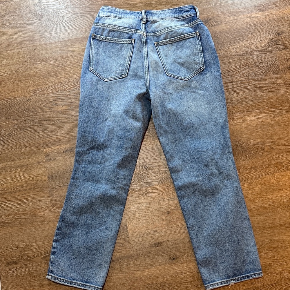 PacSun Relaxed Fit Distressed Mom Jeans - Picture 8 of 8